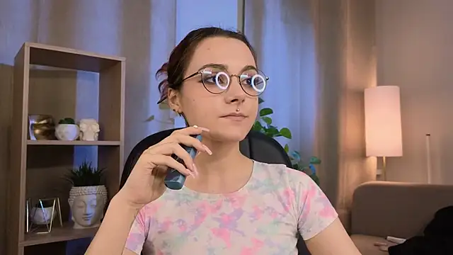 ElizabethMilller  online show from 25, 11, 2025