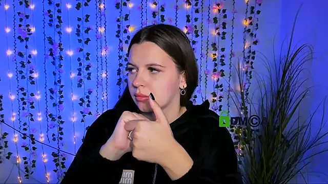 ricky kiss  online show from 5, 10, 2025