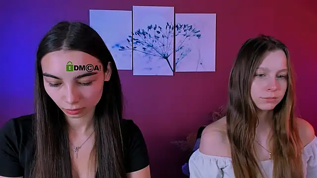 Snapshot of esme_moore_ chatting on 12, 11, 2025 esme moore online show from 12, 11, 2025