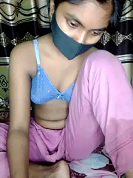 Snapshot of hottywife-03 chatting on 6, 5, 2026 hottywife-03 online show from 6, 5, 2026