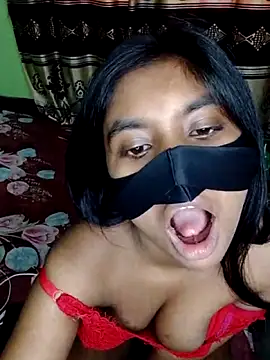 Snapshot of hottywife-03 chatting on 10, 5, 2026 hottywife-03 online show from 10, 5, 2026