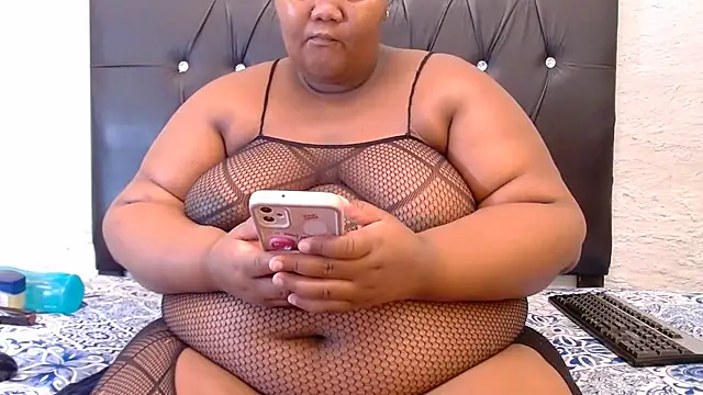 LadyBear2002 online show from 15, 5, 2026