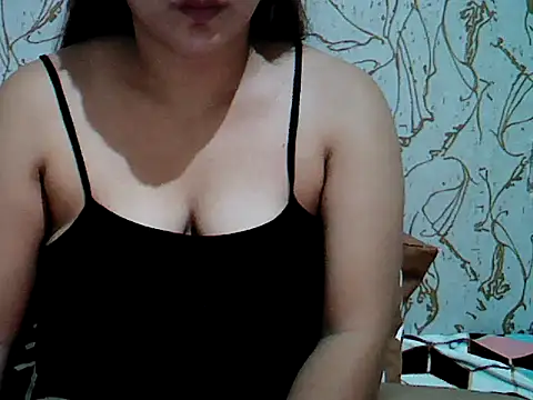 Snapshot of CreamyPussy98 chatting on 2, 10, 2025 CreamyPussy98 online show from 2, 10, 2025