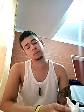 Snapshot of fuck_love25 chatting on 2, 10, 2025 fuck love25 online show from 2, 10, 2025