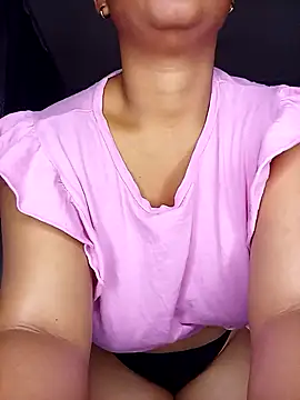 Sultrytits6 online show from 24, 10, 2025