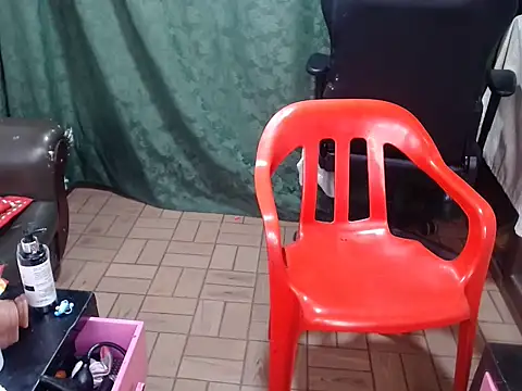 Snapshot of Jasmin_ferht2 chatting on 25, 10, 2025 Jasmin ferht2 online show from 25, 10, 2025