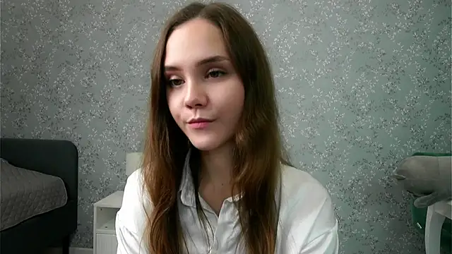 SweetSaraPie online show from 4, 10, 2025