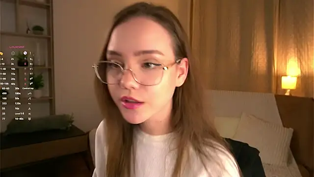 SweetSaraPie online show from 2, 3, 2026