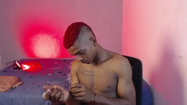 Snapshot of Dominus_kane01 chatting on 11, 11, 2025 Dominus kane01 online show from 11, 11, 2025