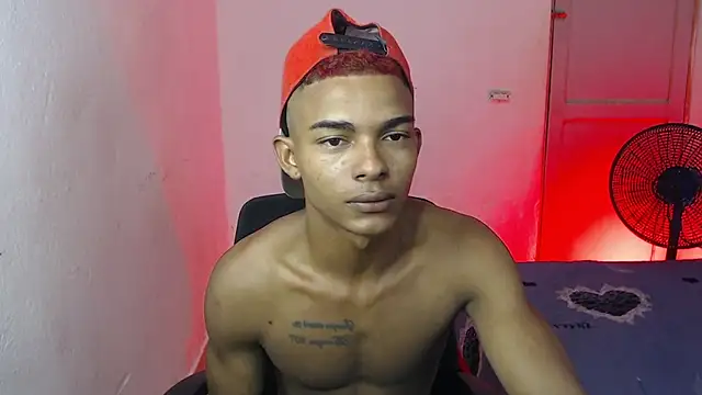 Snapshot of Dominus_kane01 chatting on 18, 11, 2025 Dominus kane01 online show from 18, 11, 2025