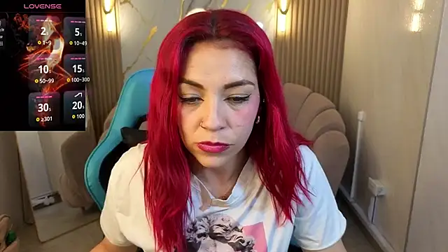 Snapshot of Maily_b chatting on 2, 10, 2025 Maily b online show from 2, 10, 2025