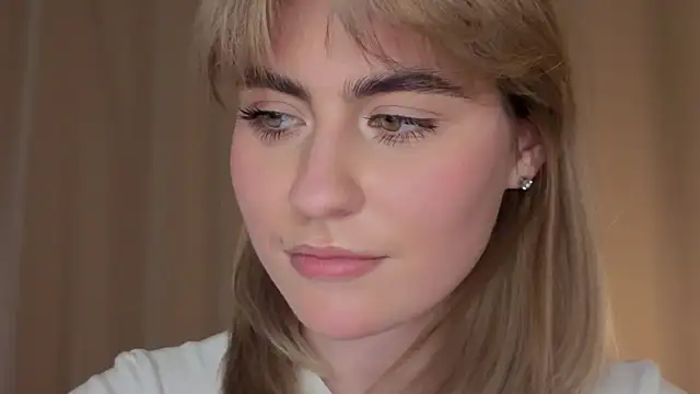 EuniceRaymundo online show from 4, 10, 2025