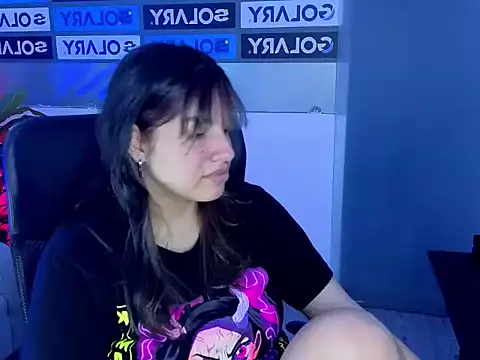 Violetta Swett  online show from 25, 11, 2025