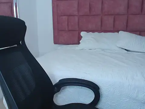 sweetsubmisaxox online show from 29, 11, 2025