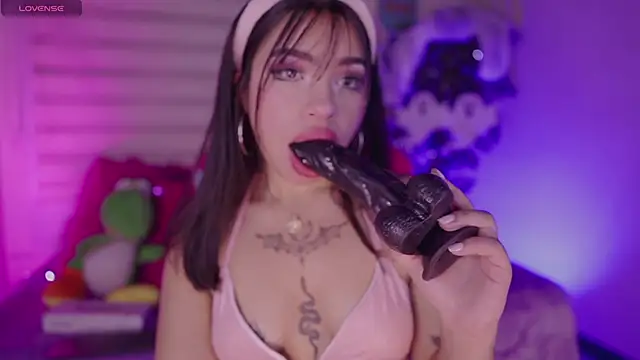 emma soffia online show from 7, 10, 2025