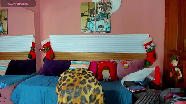 Snapshot of Tiffannydoll99 chatting on 22, 12, 2025 Tiffannydoll99 online show from 22, 12, 2025