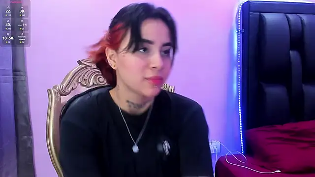 Snapshot of Nixielee_ chatting on 20, 10, 2025 Nixielee online show from 20, 10, 2025