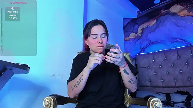 Snapshot of Nixielee_ chatting on 28, 10, 2025 Nixielee online show from 28, 10, 2025