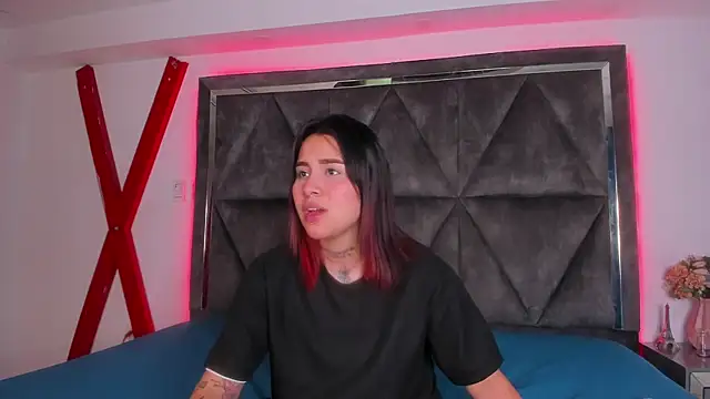 Snapshot of Nixielee_ chatting on 30, 10, 2025 Nixielee online show from 30, 10, 2025