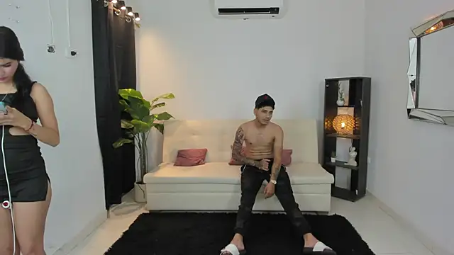 Snapshot of amazinghotgirl chatting on 13, 2, 2026 amazinghotgirl online show from 13, 2, 2026