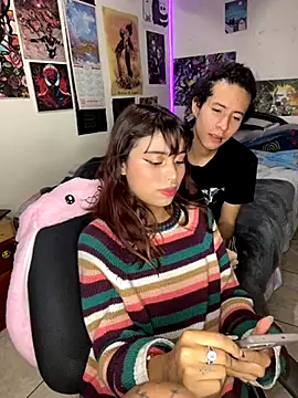 Freyaa sama online show from 5, 10, 2025