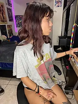 Freyaa sama online show from 15, 10, 2025