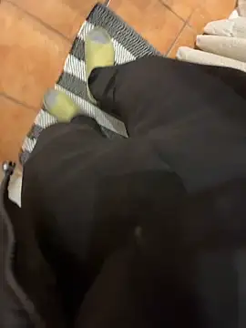 Snapshot of 4dagals chatting on 4, 4, 2026 4dagals online show from 4, 4, 2026