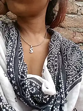 Hotty-romi3 online show from 18, 11, 2025