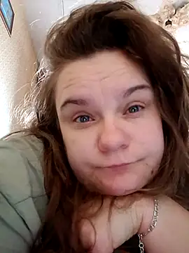 Snapshot of HarmonyKarera chatting on 9, 11, 2025 HarmonyKarera online show from 9, 11, 2025