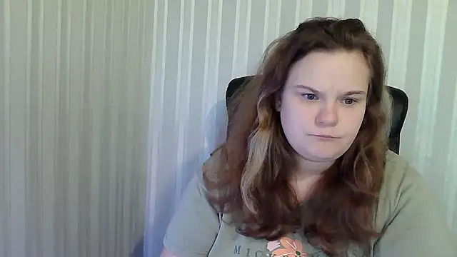 Snapshot of HarmonyKarera chatting on 14, 11, 2025 HarmonyKarera online show from 14, 11, 2025