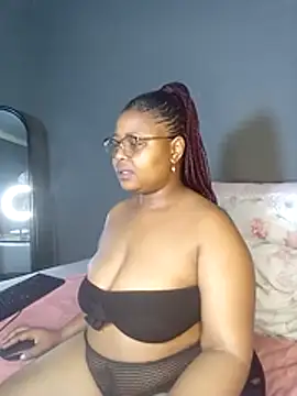 BoobsBae04 online show from 18, 12, 2025