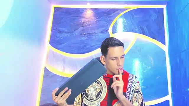 Play boys Hot2 online show from 23, 10, 2025