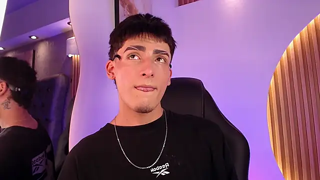 MateoMitchell online show from 14, 5, 2026