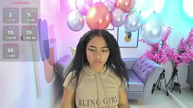 Juliie coper online show from 15, 11, 2025