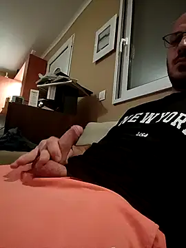 arksex32 online show from 13, 4, 2026