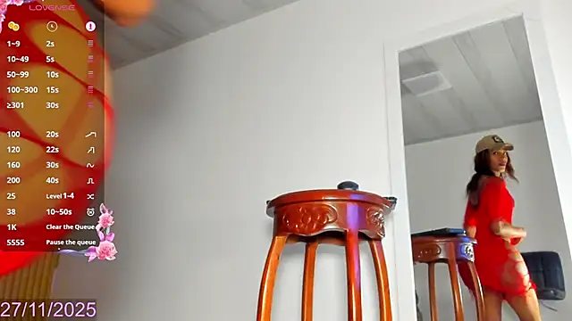 Snapshot of bella_tinkerbell_bahamas chatting on 3, 12, 2025 bella tinkerbell bahamas online show from 3, 12, 2025