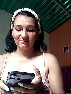 fanny soto online show from 8, 10, 2025