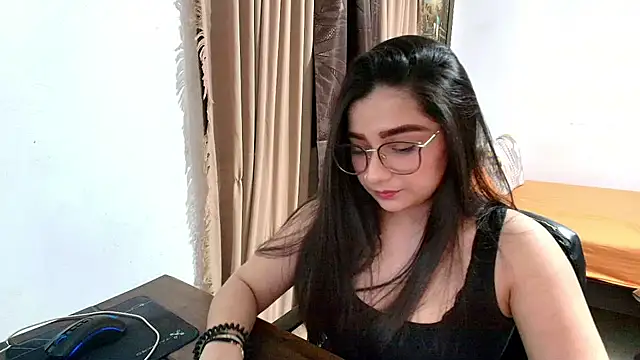 Snapshot of Charlotte_Richardson chatting on 30, 5, 2026 Charlotte Richardson online show from 30, 5, 2026