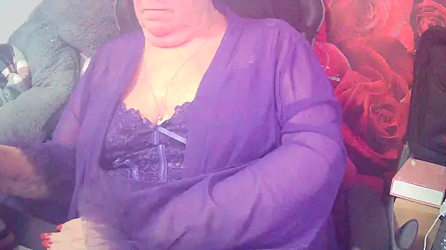 Playful MILF Demi online show from 22, 2, 2026