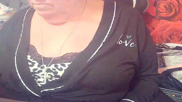 Playful MILF Demi online show from 25, 3, 2026