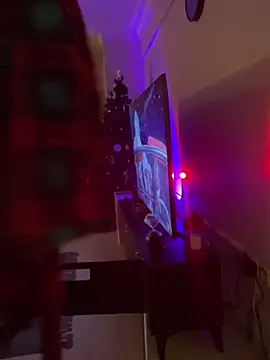 LyraEva online show from 3, 2, 2026