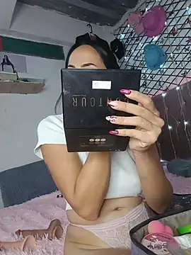 sexy butterfly 1 online show from 23, 10, 2025