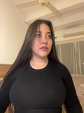 Snapshot of Nhefertary chatting on 23, 3, 2026 Nhefertary online show from 23, 3, 2026