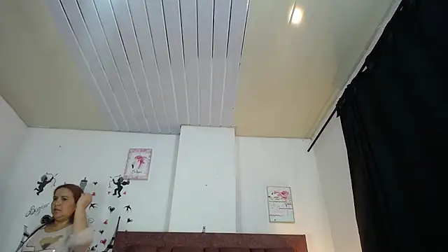 Snapshot of vauroraper chatting on 31, 10, 2025 vauroraper online show from 31, 10, 2025