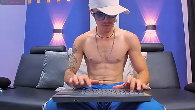 Snapshot of imsammytop chatting on 23, 10, 2025 imsammytop online show from 23, 10, 2025