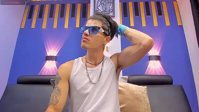 Snapshot of imsammytop chatting on 24, 10, 2025 imsammytop online show from 24, 10, 2025