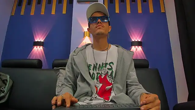 Snapshot of imsammytop chatting on 29, 10, 2025 imsammytop online show from 29, 10, 2025