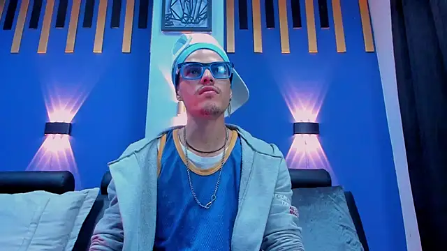 Snapshot of imsammytop chatting on 30, 10, 2025 imsammytop online show from 30, 10, 2025