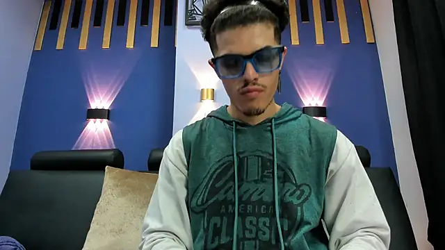 Snapshot of imsammytop chatting on 8, 11, 2025 imsammytop online show from 8, 11, 2025