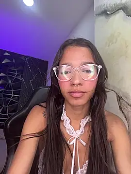 ScarletEvanss  online show from 25, 6, 2026